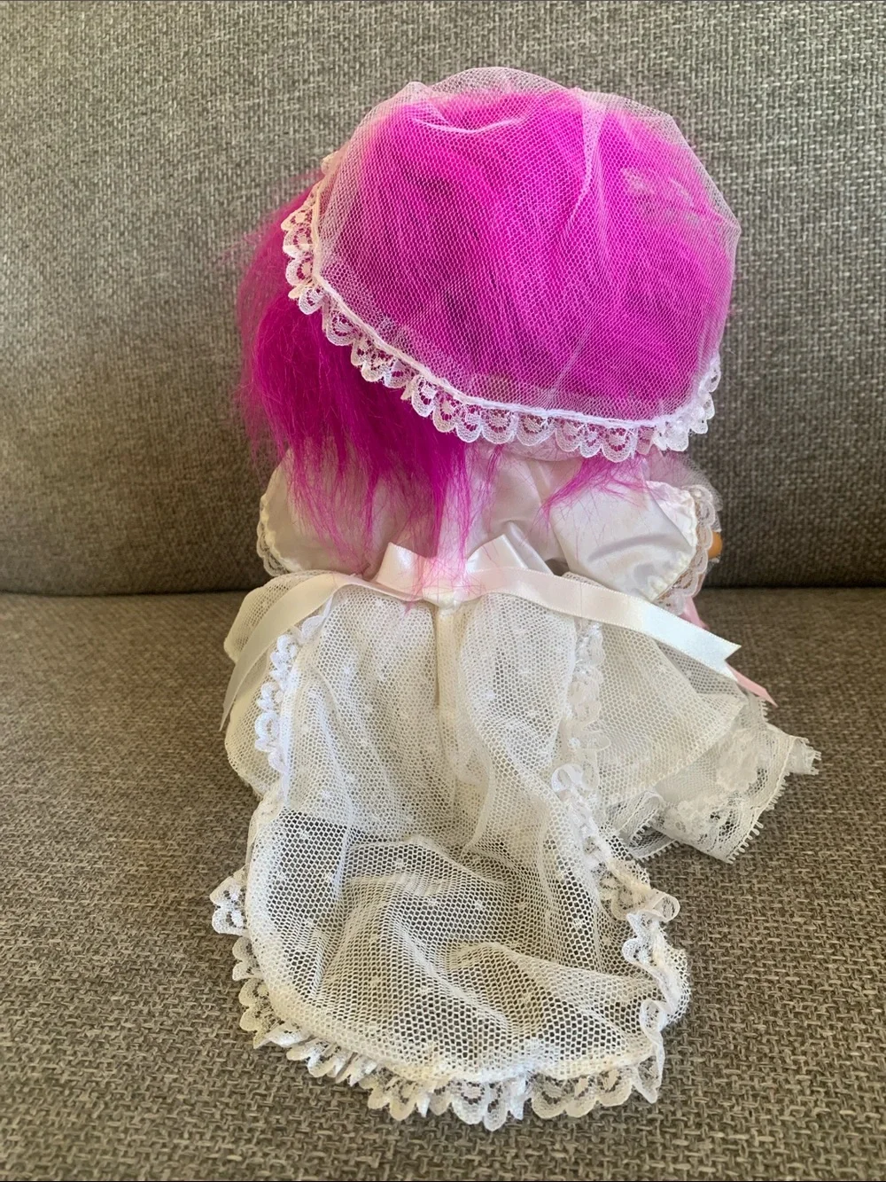 Vintage 90s Russ Pink-Haired Wedding Troll Doll with Dress Veil Bouquet 7”
